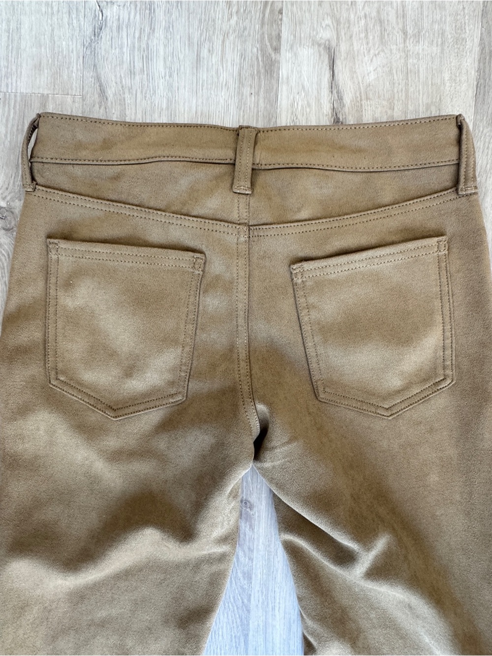 Banana Republic Factory VEGAN SUEDE LOW-RISE BOOTCUT PANT sz 28/6 - Picture 12 of 12